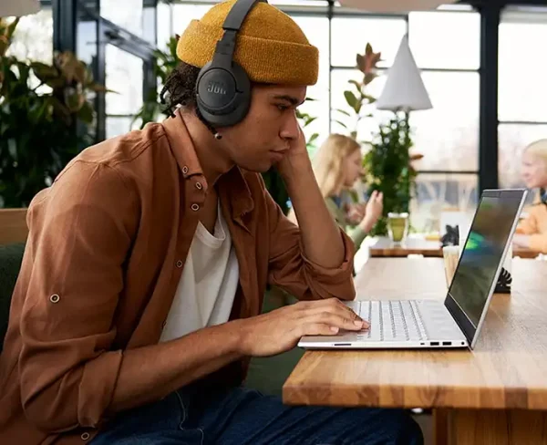 JBL TUNE 770NC bežične On-ear Bluetooth slušalice crne