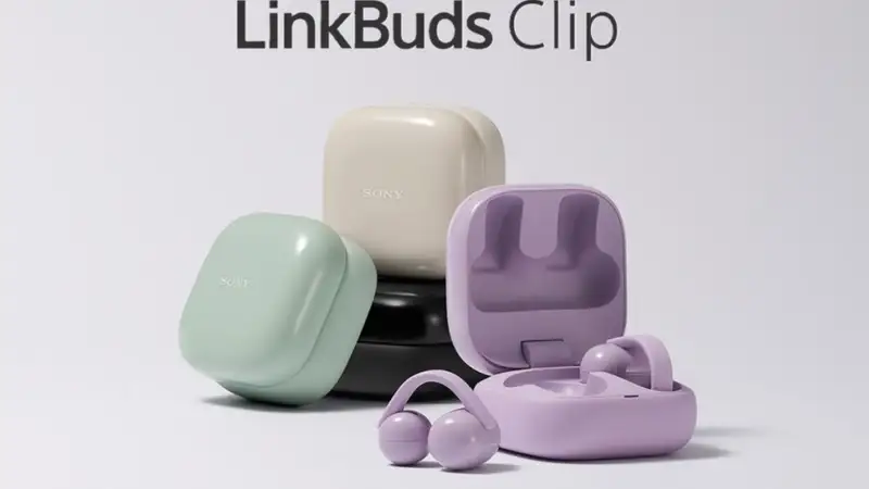 Sony je zvanično predstavio Sony LinkBuds Clip na indijskom tržištu. Slušalice imaju preporučenu cijenu od 18.990 INR, a u prodaji će biti od 13. jula putem online i fizičkih trgovina. Otvoreni dizajn za veću svijest o okolini Sony LinkBuds Clip koriste trenutno popularan clip-on (kopča) dizajn otvorenog tipa. Prednost ovakvog rješenja je što zvuk dopire do korisnika bez potpunog zatvaranja ušnog kanala, pa i dalje možete čuti šta se dešava oko vas. Kao i kod drugih slušalica ovog tipa, LinkBuds Clip imaju fleksibilnu kopču koja se prilagođava različitim oblicima i veličinama uha. Tu su i posebni Air Fitting Cushions silikonski nastavci koji dodatno poboljšavaju stabilnost prilikom nošenja. Slušalice posjeduju IPX4 certifikat, što znači da su otporne na prskanje vodom i znoj. Tri audio režima Sony je ugradio tri različita režima reprodukcije zvuka: Standard Mode – za svakodnevno slušanje Voice Boost Mode – pojačava govor u bučnim okruženjima Sound Leakage Reduction Mode – smanjuje curenje zvuka u tihim prostorijama Kompanija navodi da su slušalice podešene tako da pružaju uravnotežen zvuk pogodan za sve muzičke žanrove. Podržana je i Sonyjeva DSEE (Digital Sound Enhancement Engine) tehnologija koja poboljšava kvalitet kompresovanih audio zapisa vraćanjem izgubljenih detalja. Baterija Sony LinkBuds Clip nude: do 9 sati reprodukcije s jednim punjenjem do 37 sati ukupnog trajanja baterije uz futrolu za punjenje Dostupne boje LinkBuds Clip biće dostupne u četiri boje: Green Greige Black Lavender